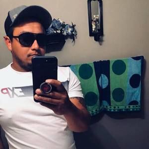 Meet your Posher, Manuel